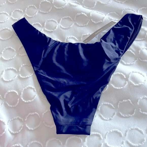 J.Crew Navy Blue Curved-waist cheeky bikini bottom Size Small - Picture 4 of 4